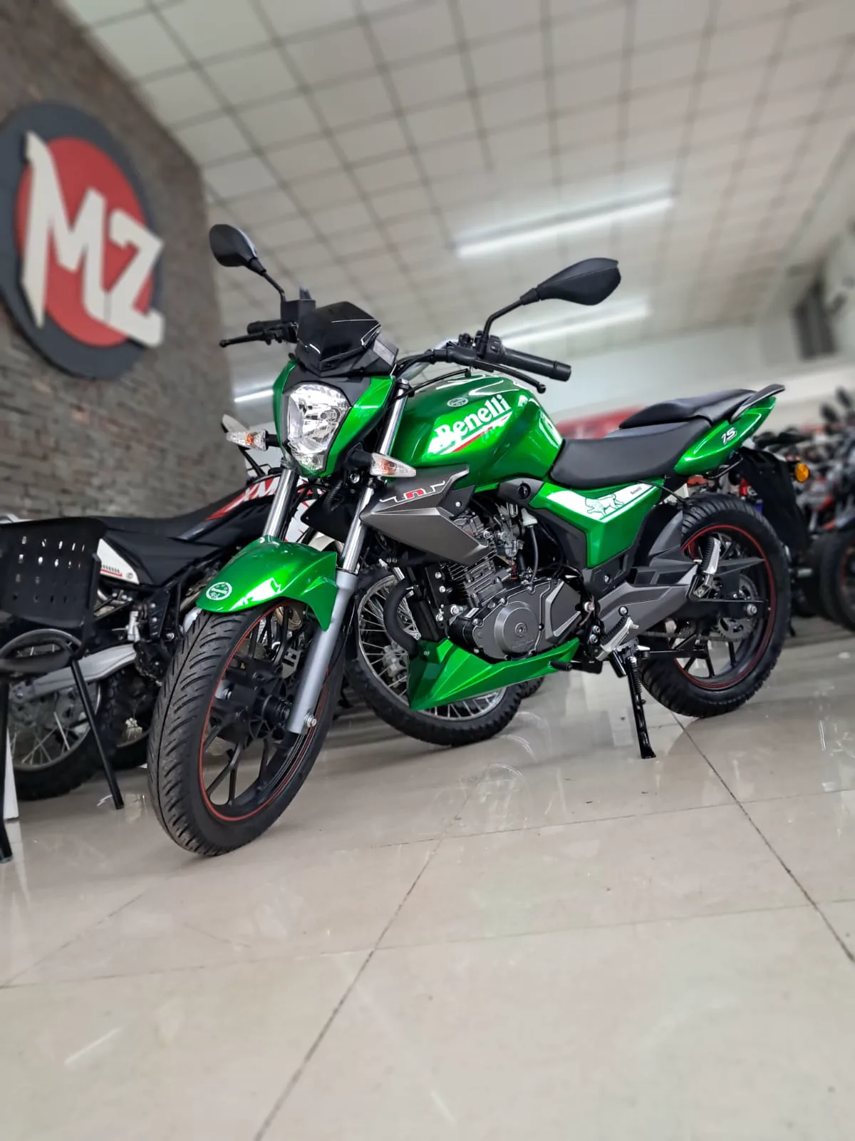 Benelli TNT 15 0km con Crédito DNI